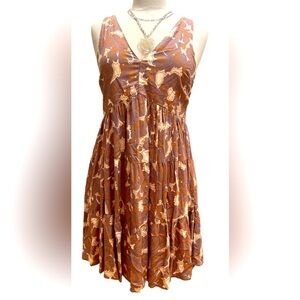 Orange 🍊 and Cream blue Patterned Sleeveless Dress